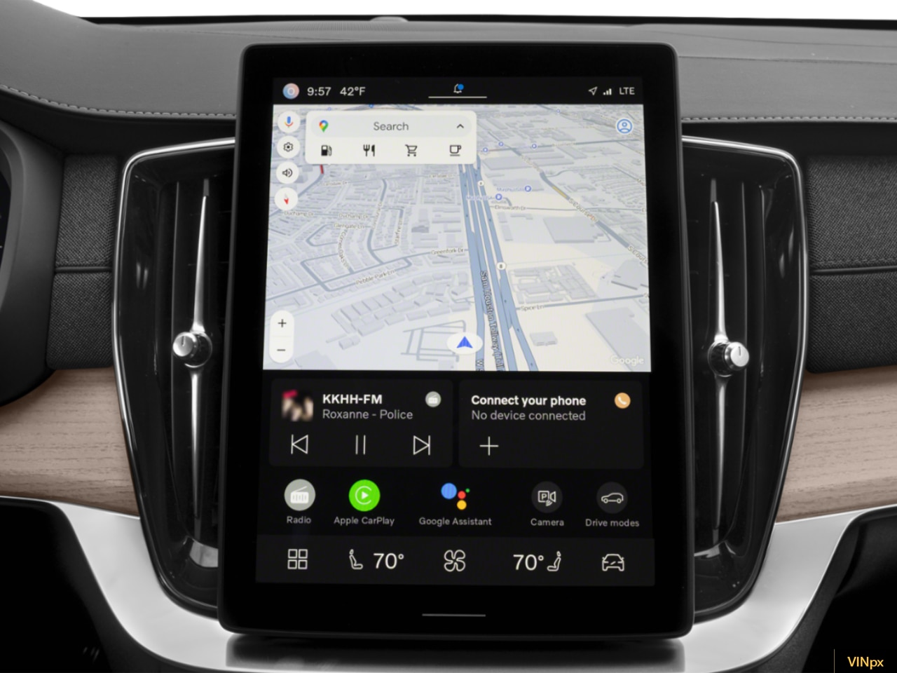 2026 Volvo XC90 Plus - Photo 13
