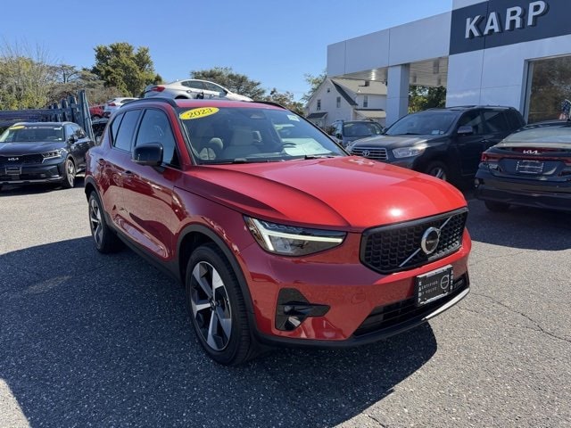 2023 Volvo XC40