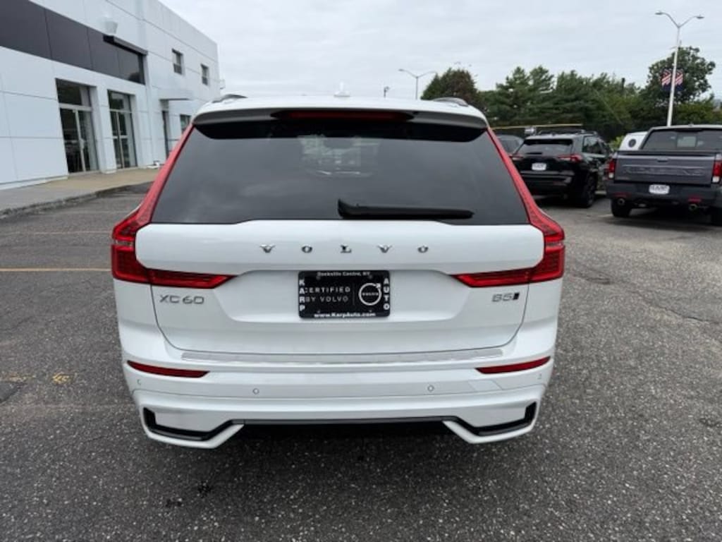 Used 2024 Volvo XC60 B5 Core Dark SUV