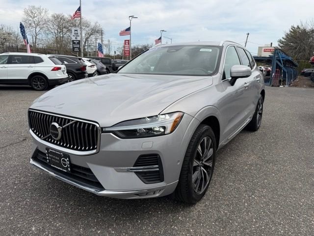 2023 Volvo XC60 SUV 