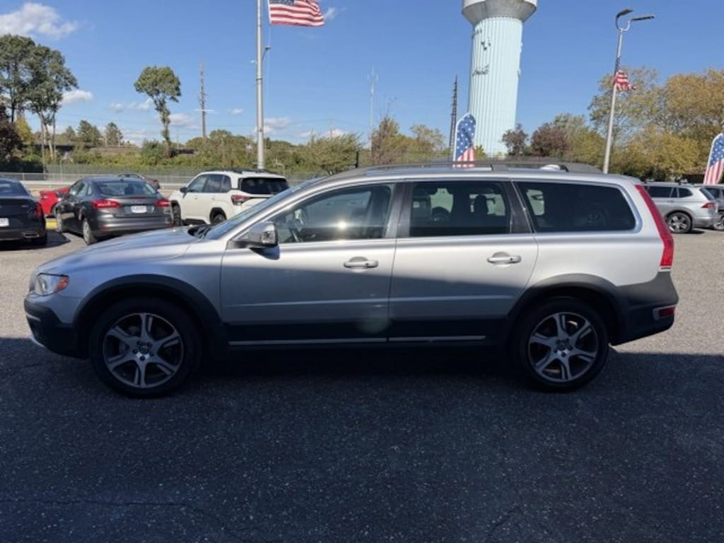 Used 2015 Volvo XC70 T6 Premier Plus Wagon