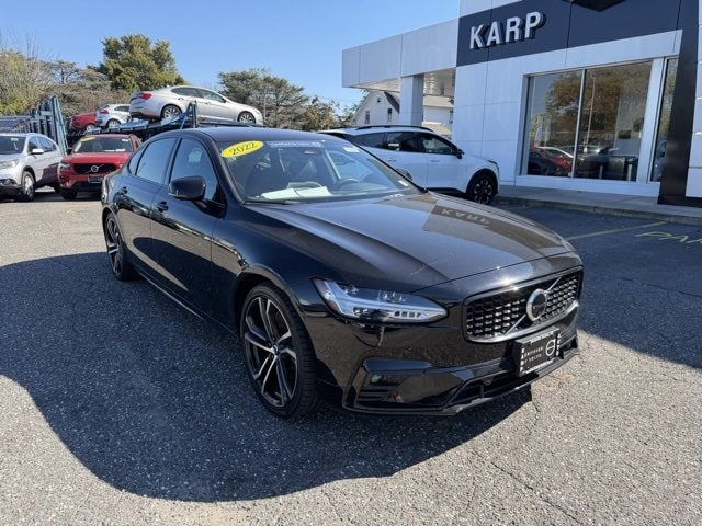 2022 Volvo S90 