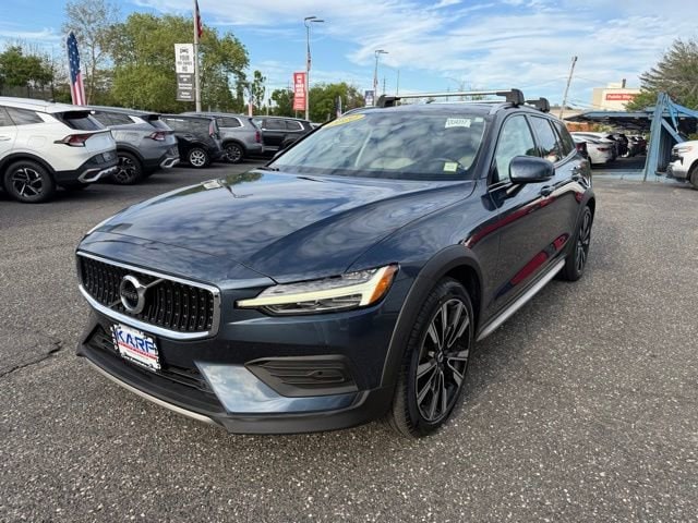 2020 Volvo V60 Cross Country