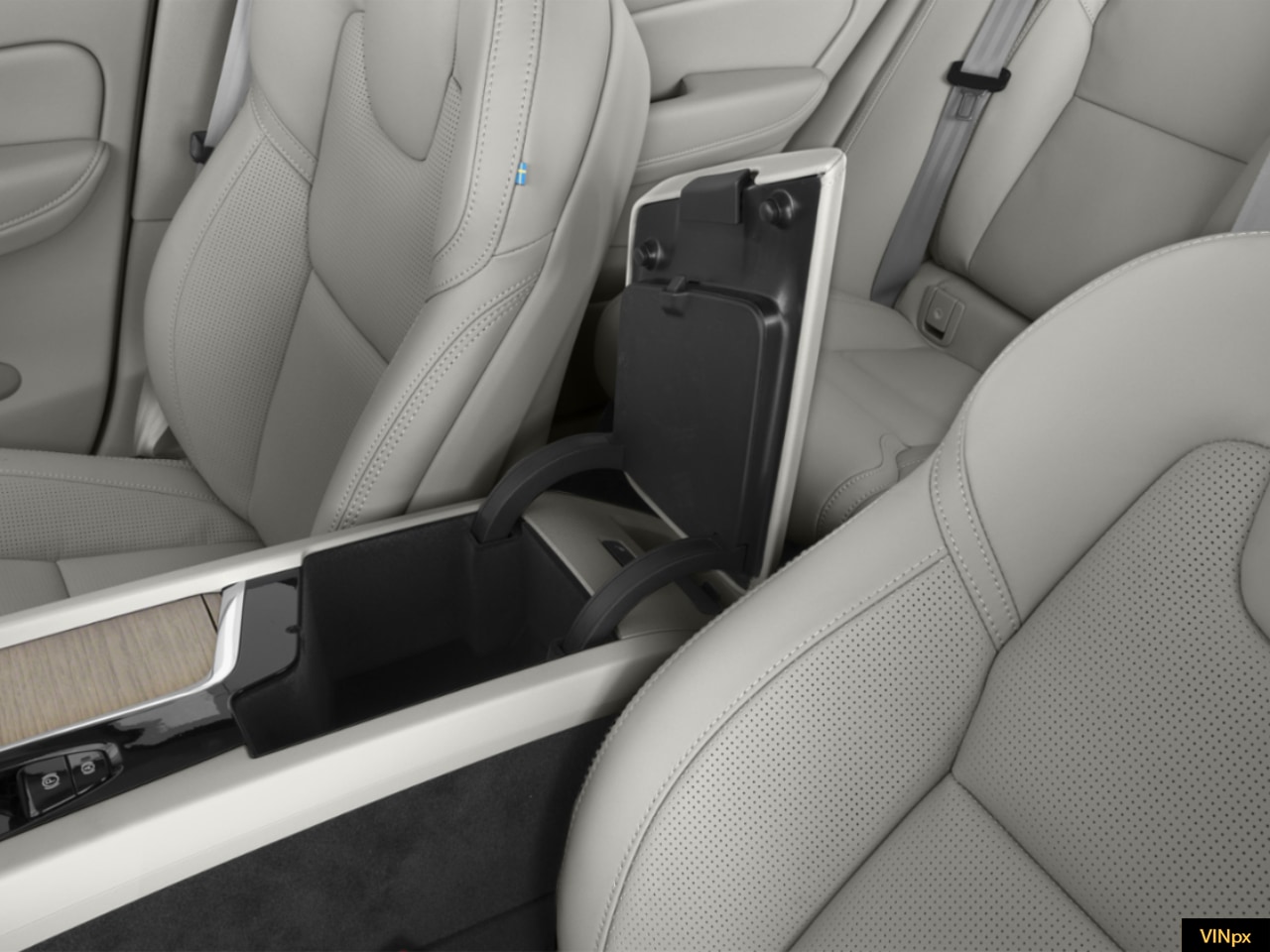 2025 Volvo XC60 Ultra - Photo 12