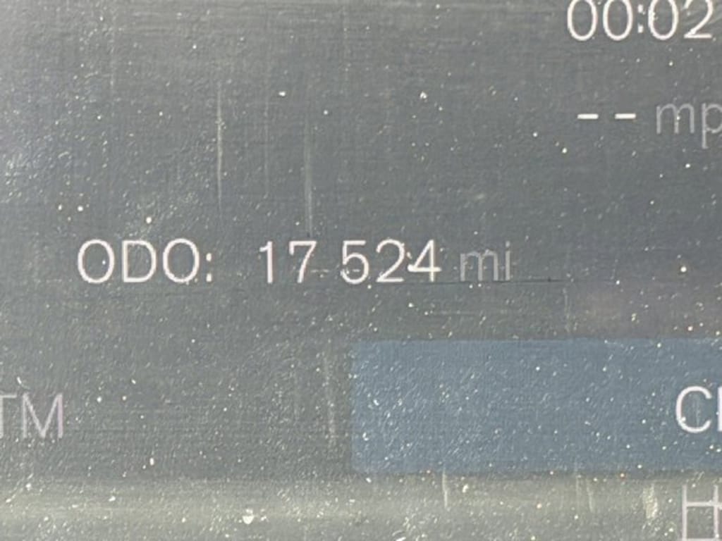 Certified 2023 Volvo XC40 B5 AWD Plus Dark SUV