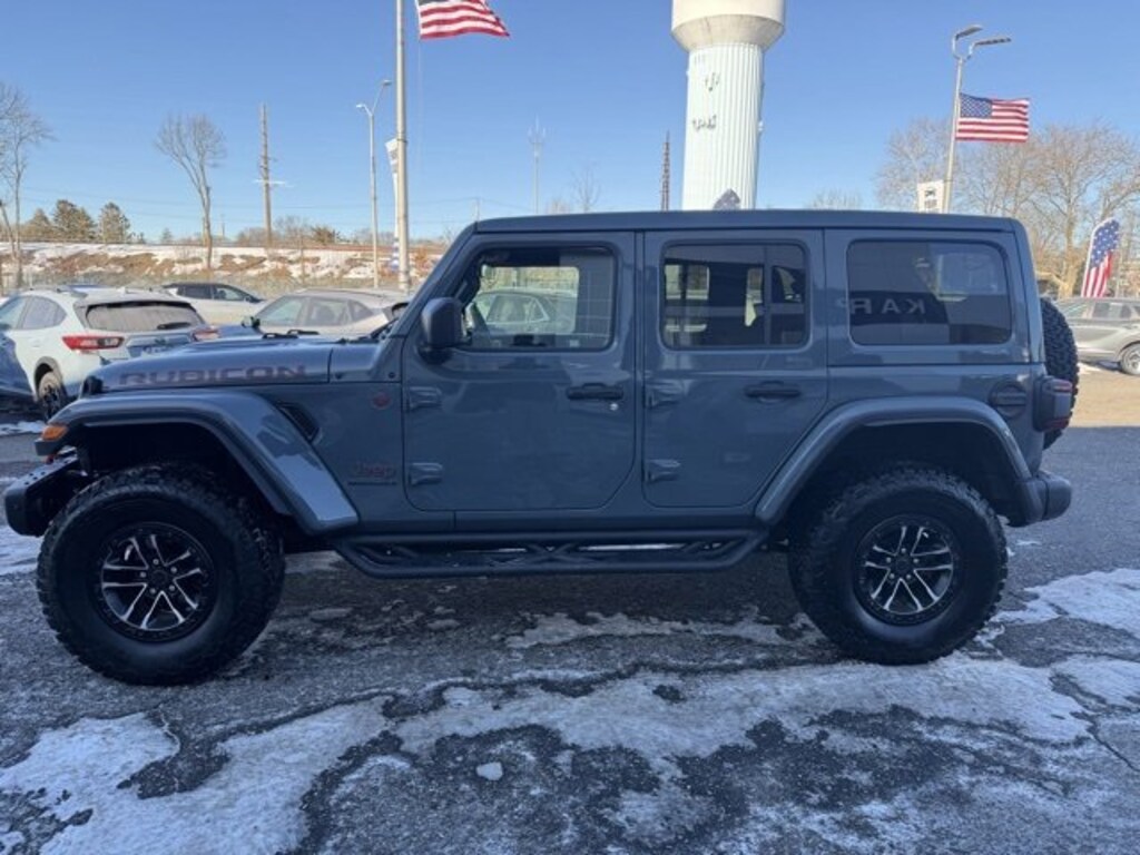 Used 2024 Jeep Wrangler Rubicon Convertible