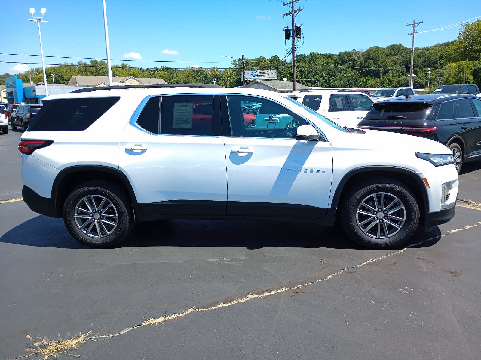 Used 2022 Chevrolet Traverse 1LT with VIN 1GNEVGKW0NJ151110 for sale in Henderson, KY