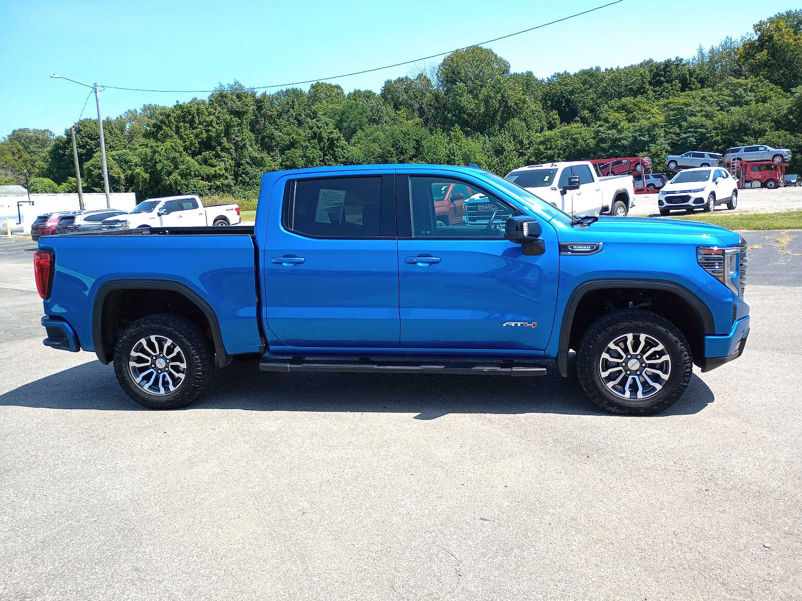 Used 2023 GMC Sierra 1500 AT4 with VIN 1GTUUEE82PZ130899 for sale in Henderson, KY