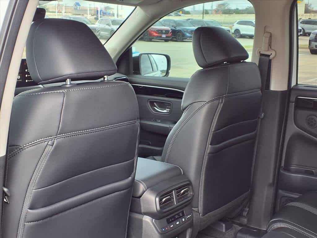 Thumbnail: 2026 Honda Pilot - 11