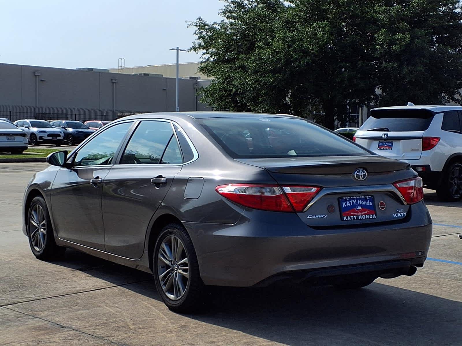 Thumbnail: 2017 Toyota Camry - 5