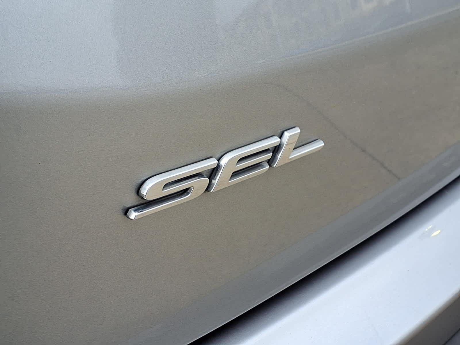 Thumbnail: 2022 Ford Edge - 7