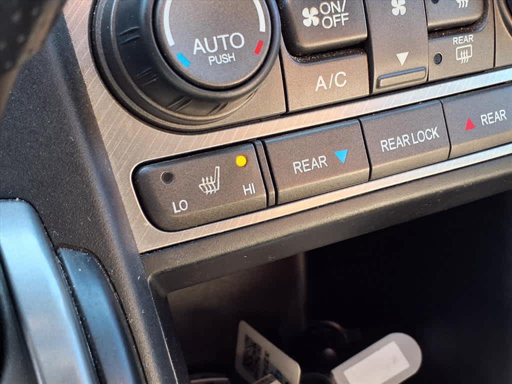 Thumbnail: 2014 Honda Pilot - 23