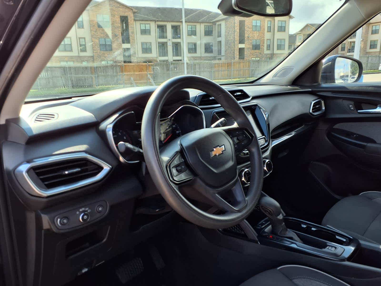 Thumbnail: 2023 Chevrolet TrailBlazer - 2