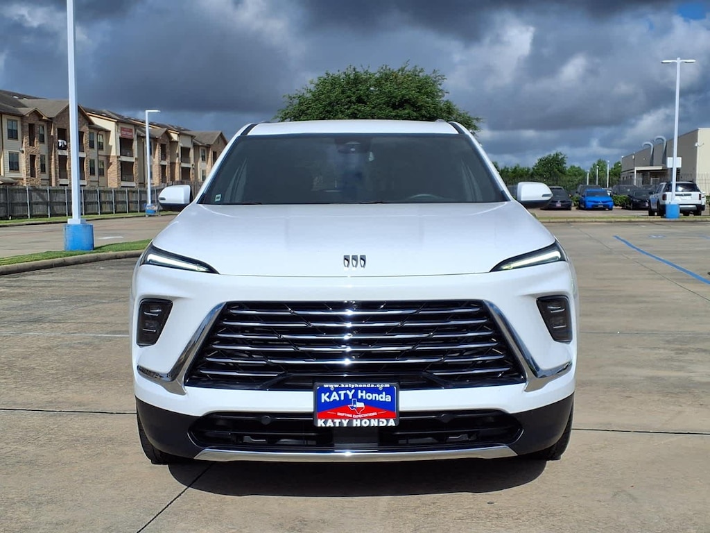 Used 2025 Buick Enclave Preferred SUV