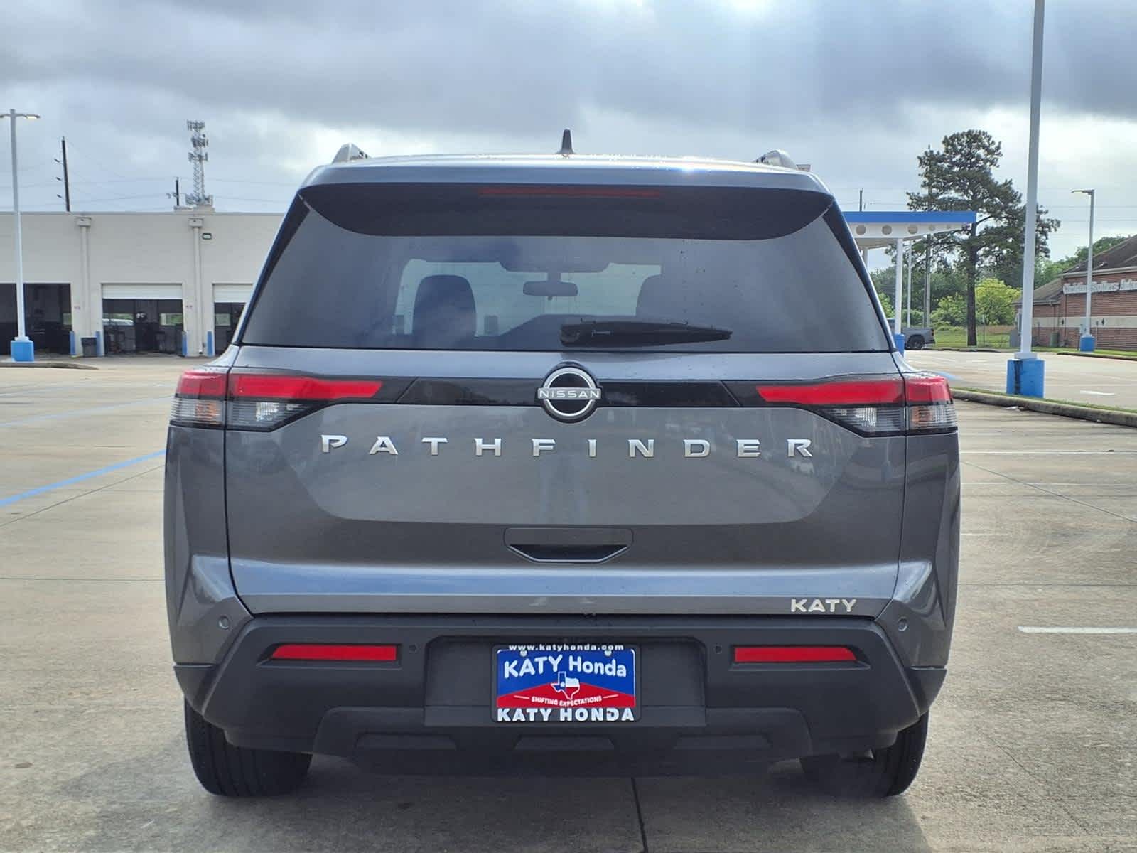 Thumbnail: 2025 Nissan Pathfinder - 5