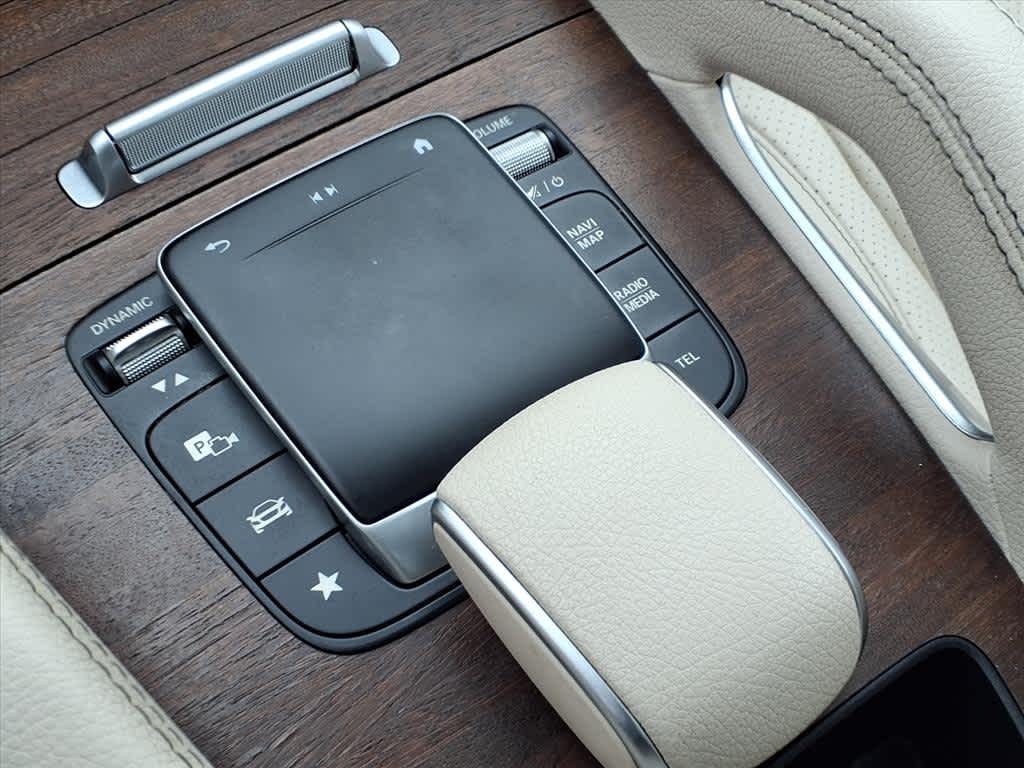 Thumbnail: 2021 Mercedes-Benz GLE - 21