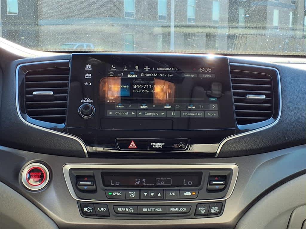 Thumbnail: 2020 Honda Pilot - 16