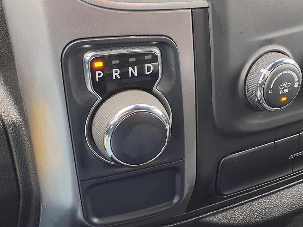 Thumbnail: 2024 RAM 1500 Classic - 21