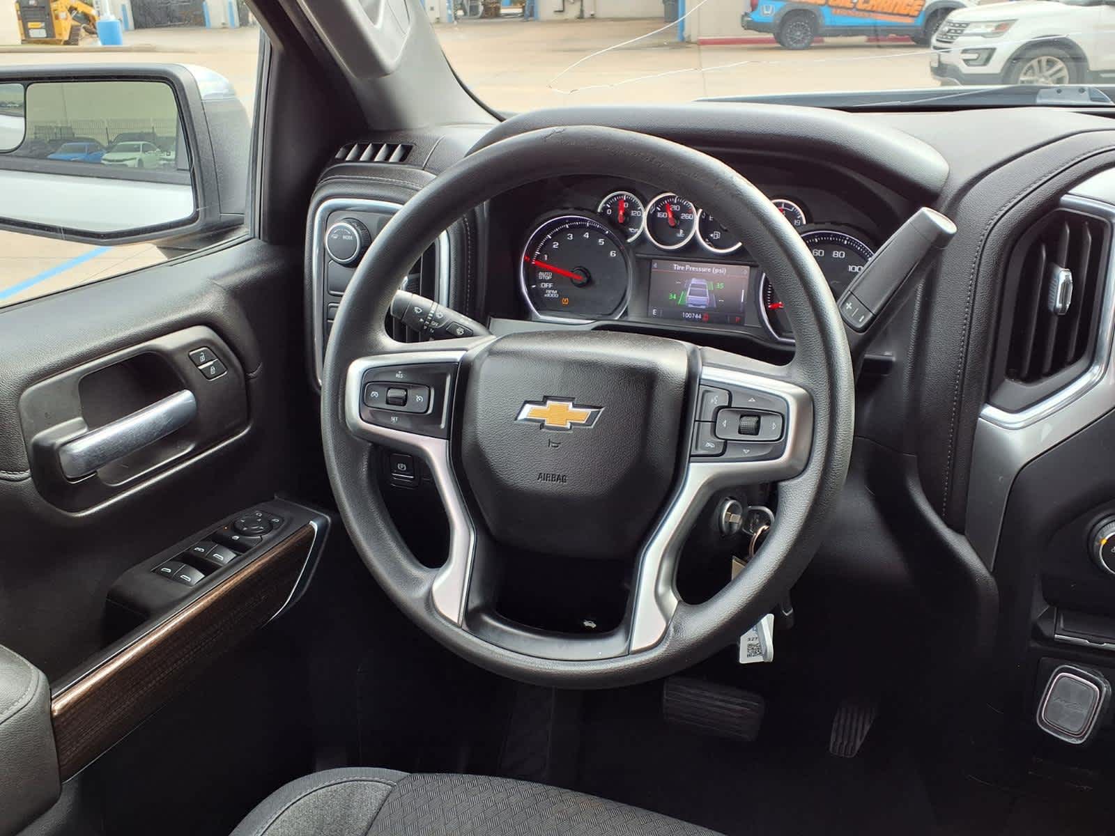 Thumbnail: 2020 Chevrolet Silverado 1500 - 15