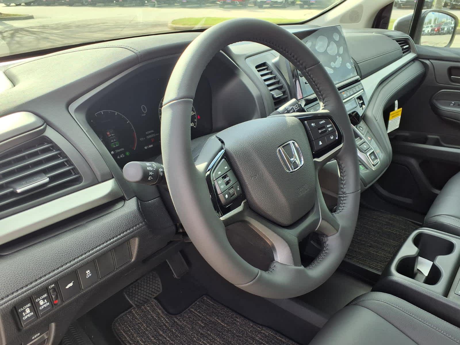 Thumbnail: 2026 Honda Odyssey - 2