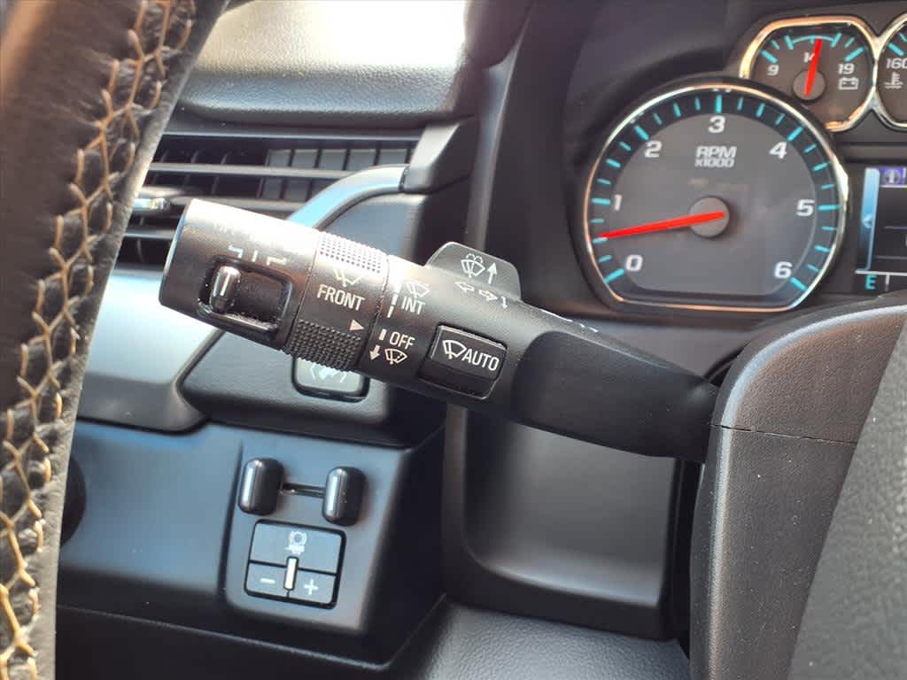 Thumbnail: 2017 Chevrolet Tahoe - 22