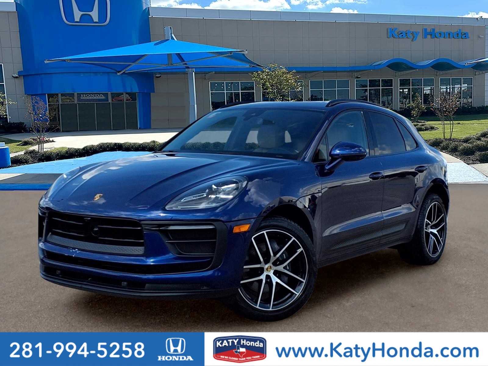 2022 Porsche Macan Base