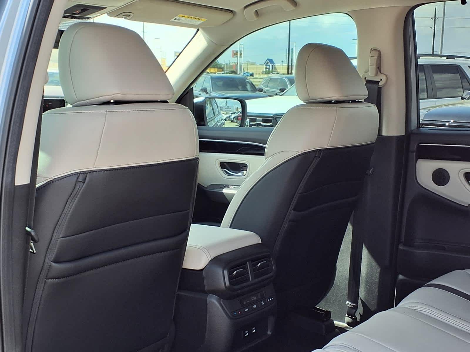 Thumbnail: 2026 Honda Pilot - 11