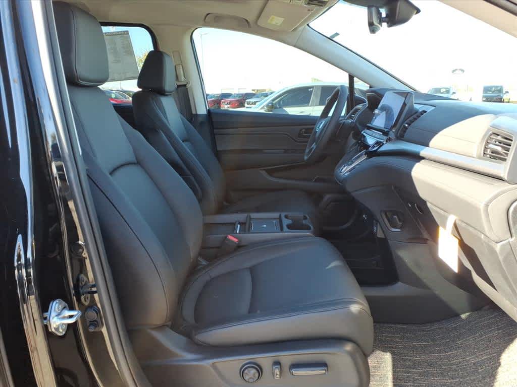 Thumbnail: 2026 Honda Odyssey - 14