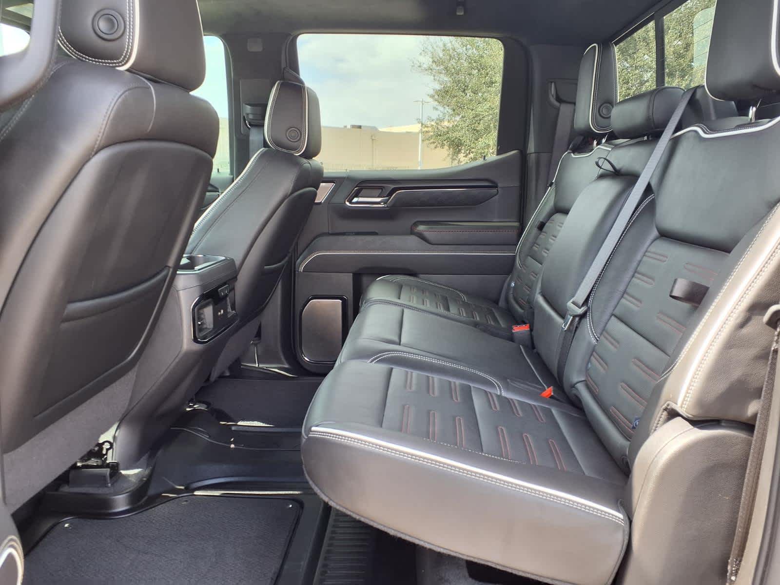 Thumbnail: 2024 GMC Sierra 1500 - 13