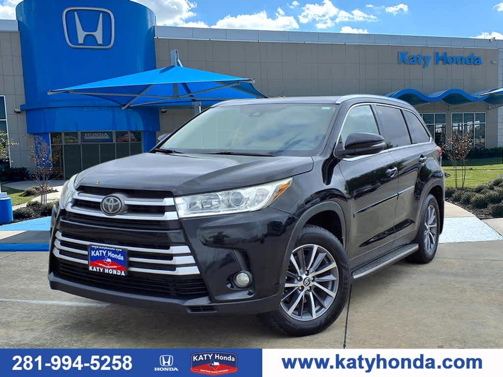 Thumbnail: 2019 Toyota Highlander - 1