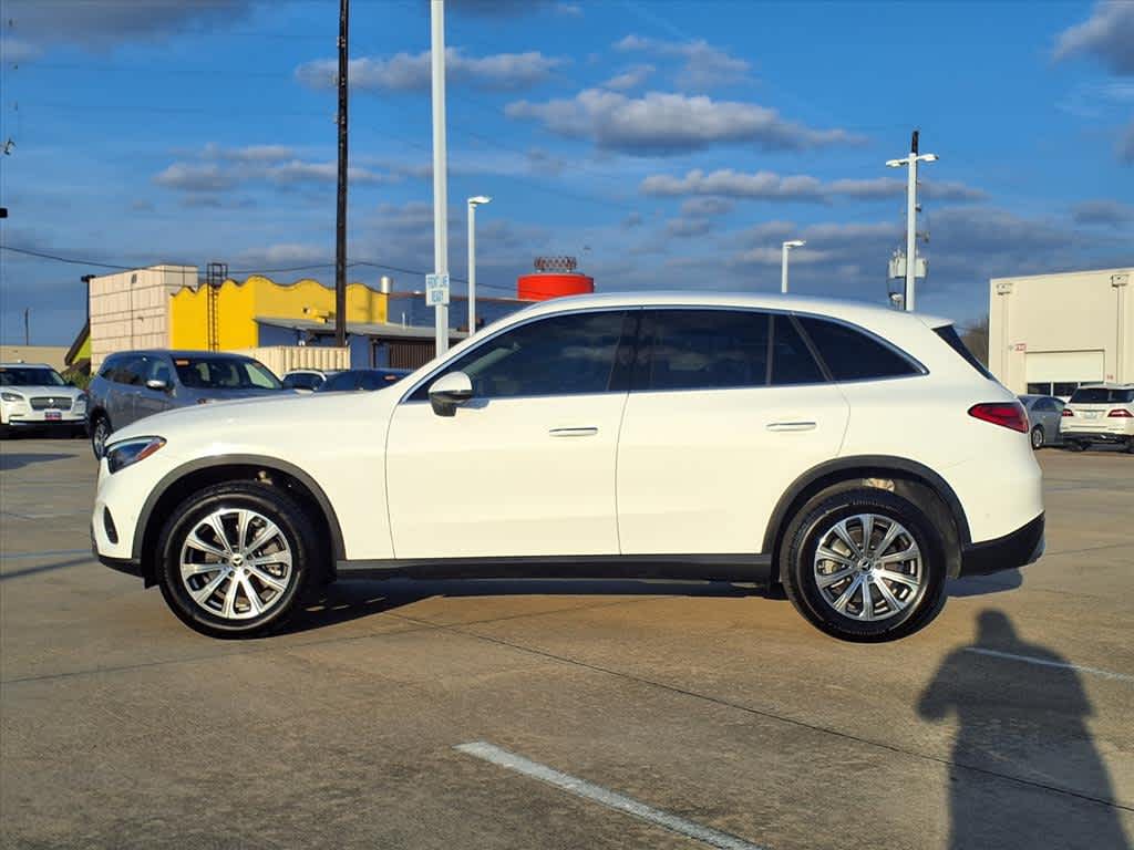 Thumbnail: 2024 Mercedes-Benz GLC - 3