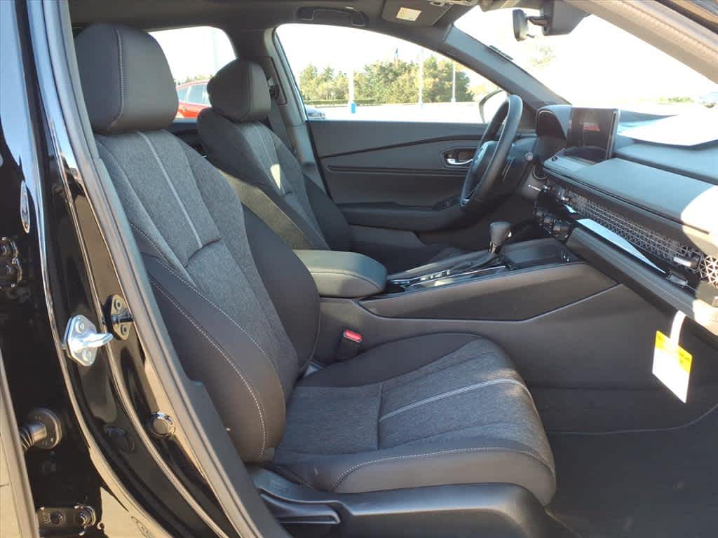 Thumbnail: 2025 Honda Accord - 14