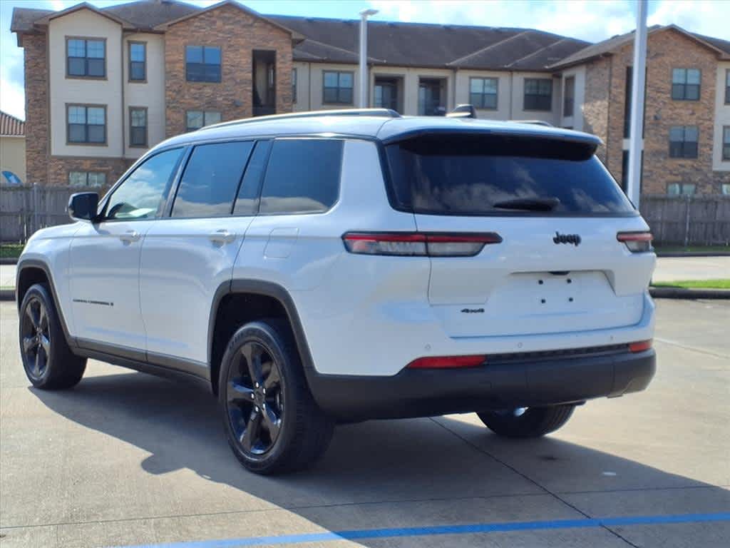 Thumbnail: 2023 Jeep Grand Cherokee - 4