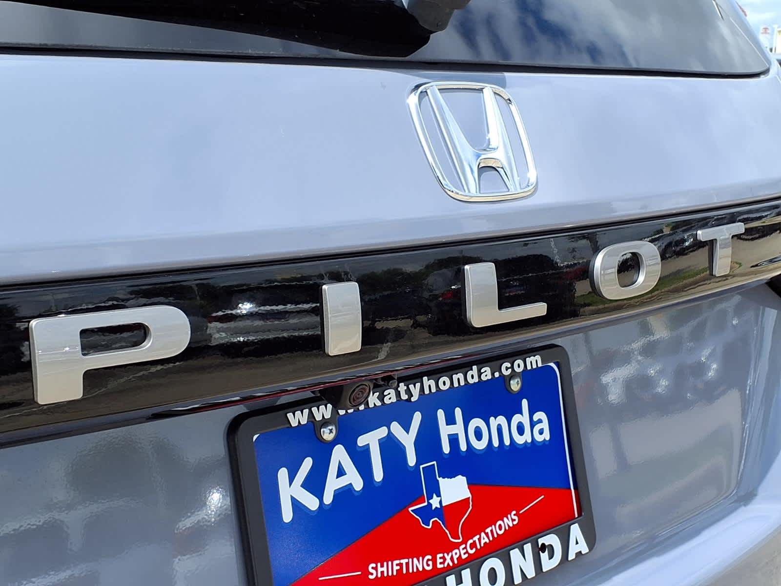 Thumbnail: 2026 Honda Pilot - 7