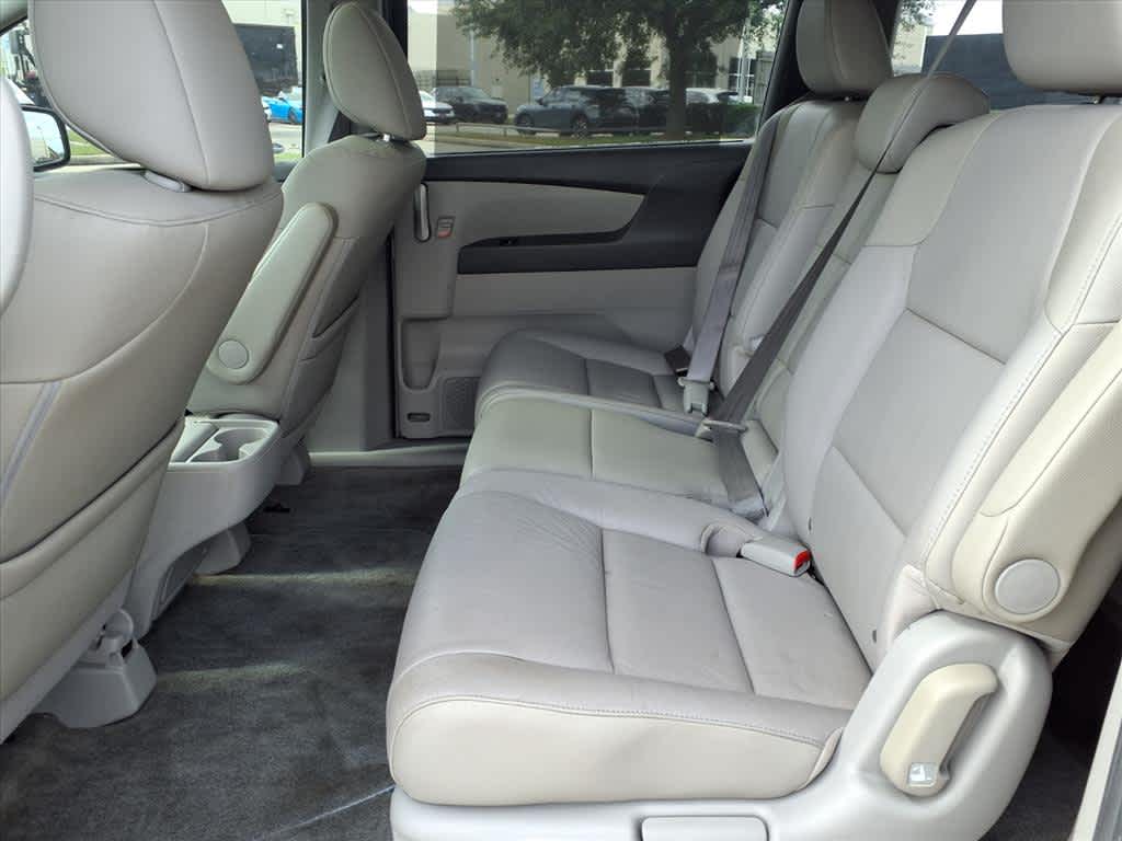 Thumbnail: 2013 Honda Odyssey - 12