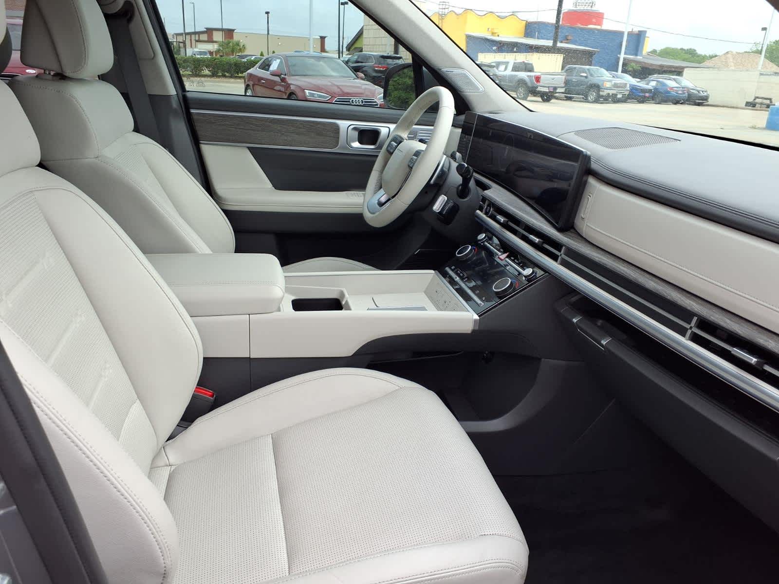 Thumbnail: 2024 Hyundai Santa Fe - 11