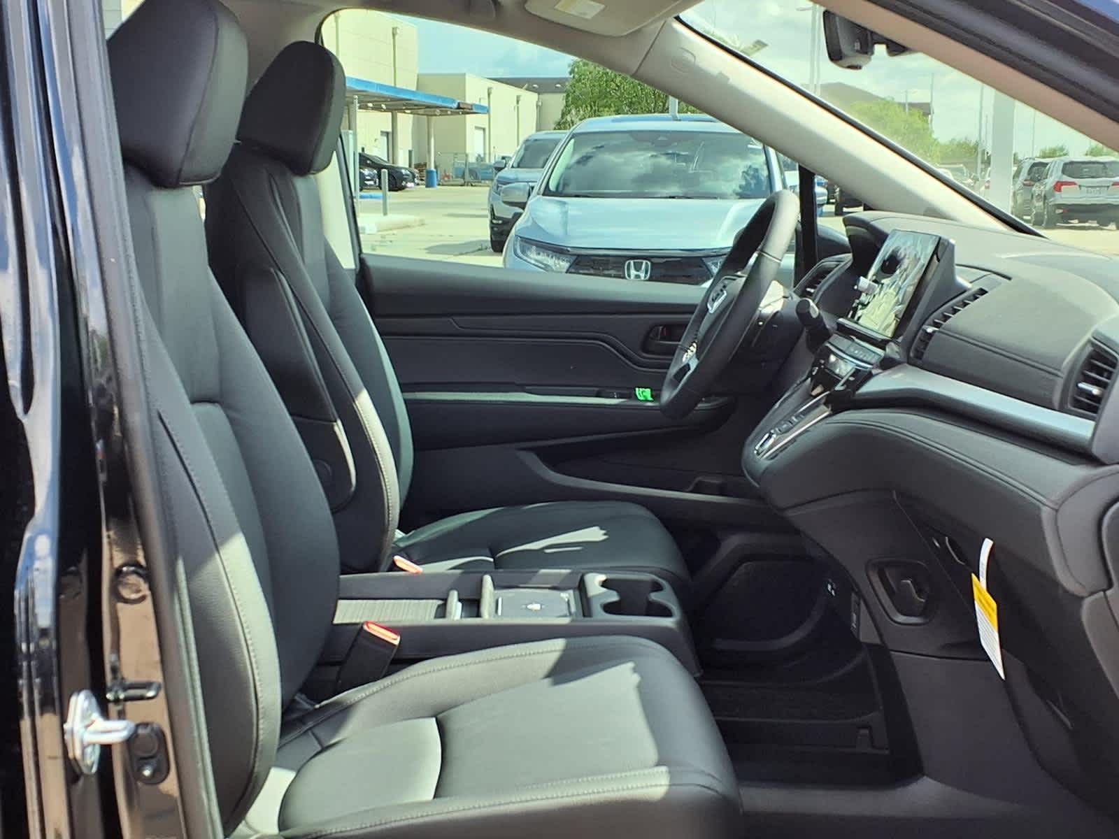 Thumbnail: 2026 Honda Odyssey - 13