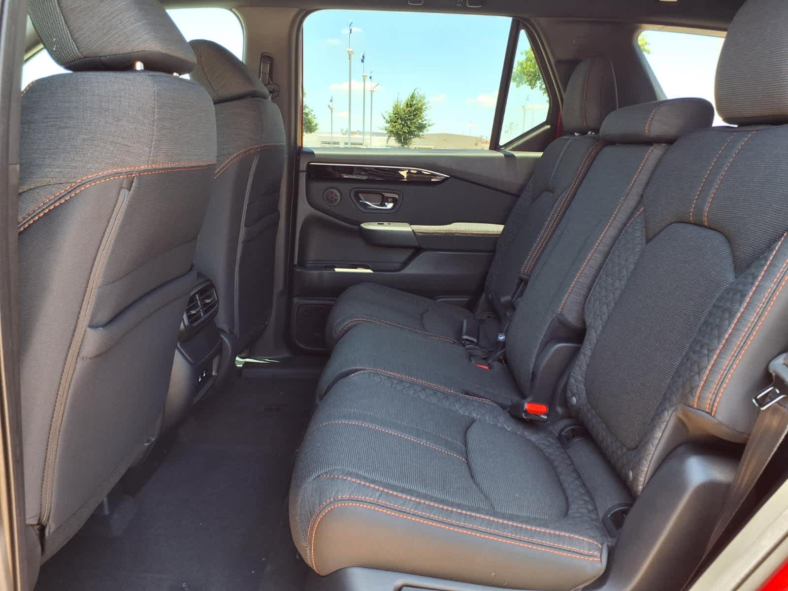 Thumbnail: 2026 Honda Pilot - 12