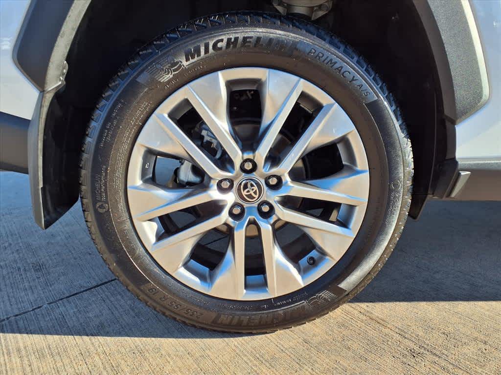 Thumbnail: 2024 Toyota RAV4 - 8