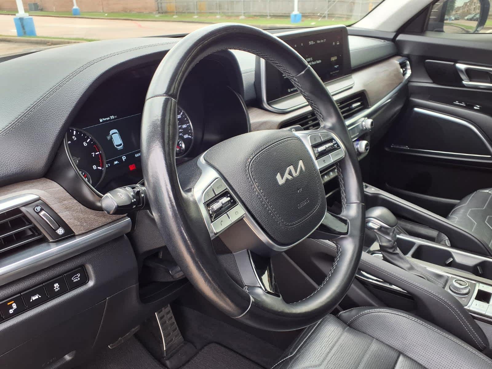 Thumbnail: 2022 Kia Telluride - 2
