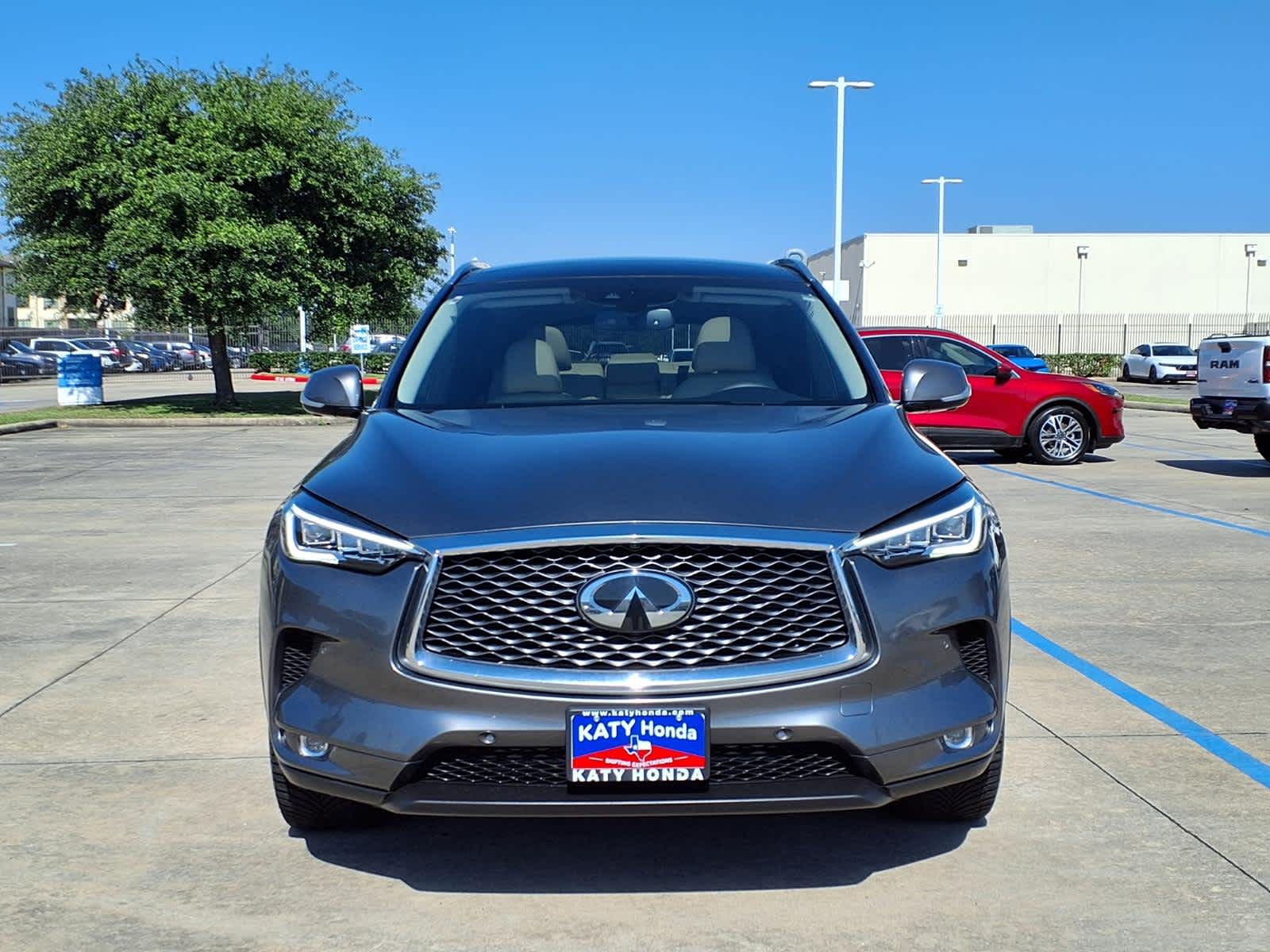 Thumbnail: 2021 INFINITI QX50 - 3