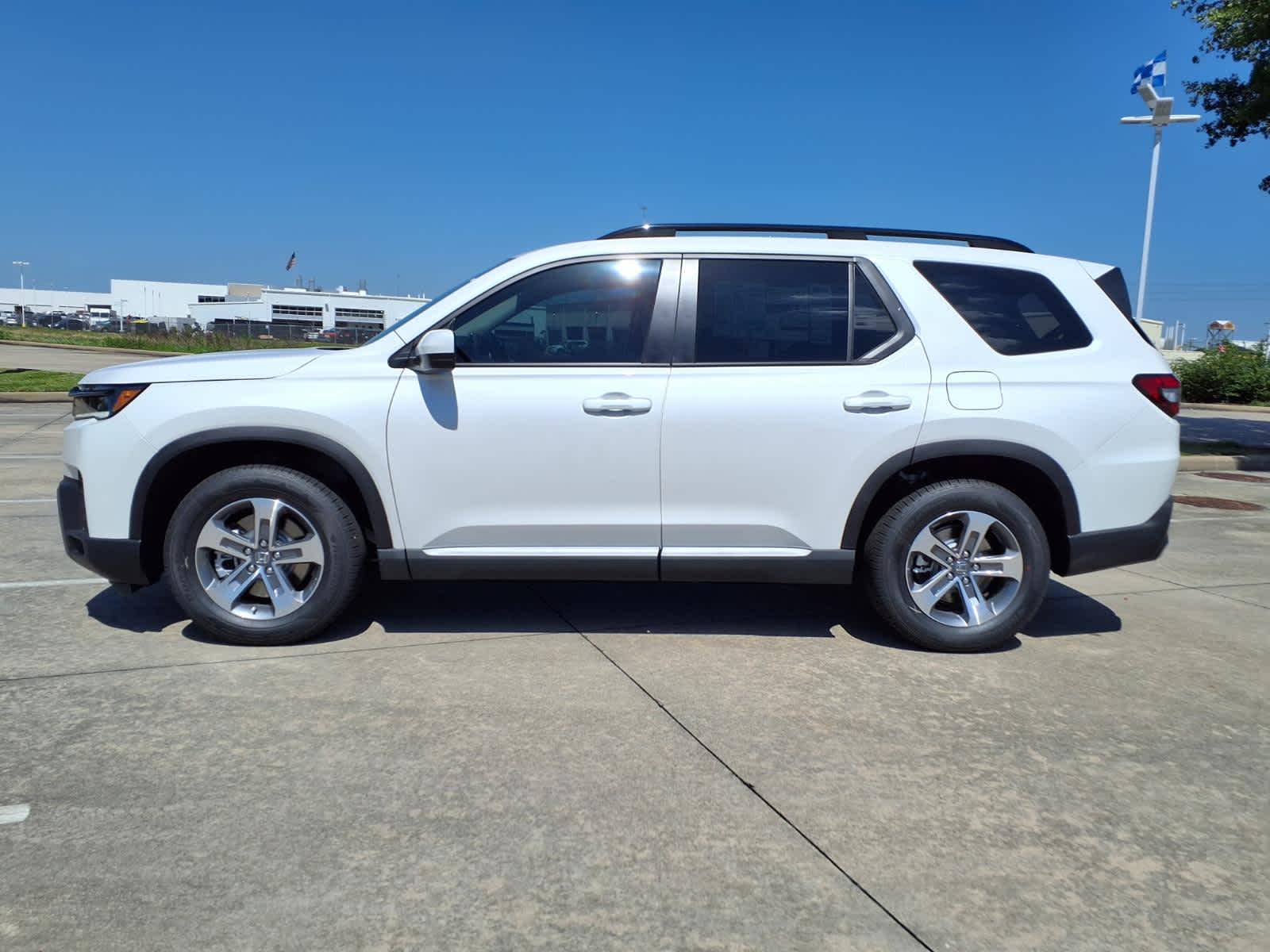 Thumbnail: 2026 Honda Pilot - 3
