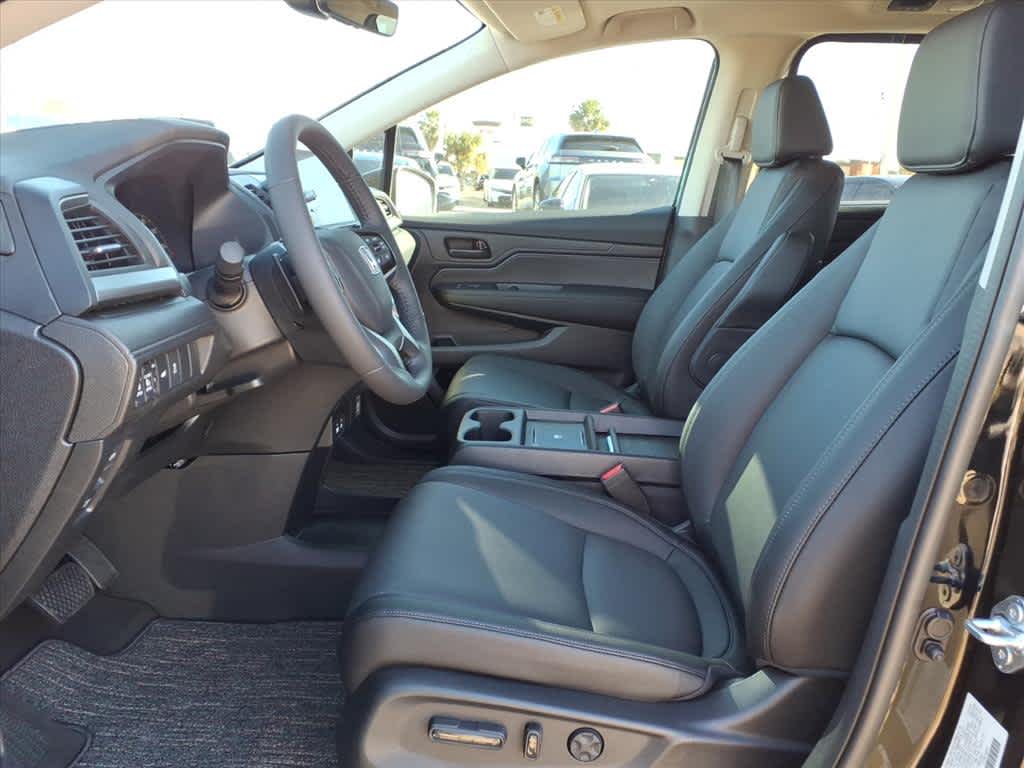 Thumbnail: 2026 Honda Odyssey - 11