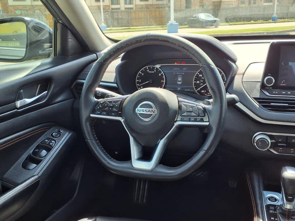 Thumbnail: 2019 Nissan Altima - 14