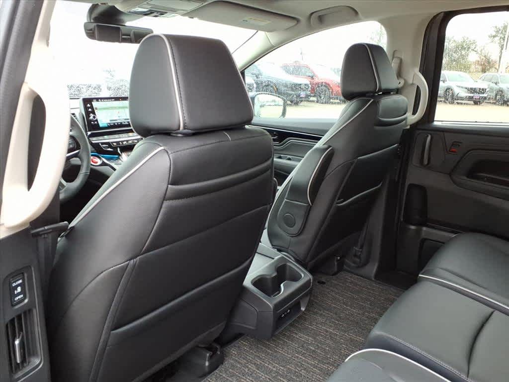 Thumbnail: 2026 Honda Odyssey - 12