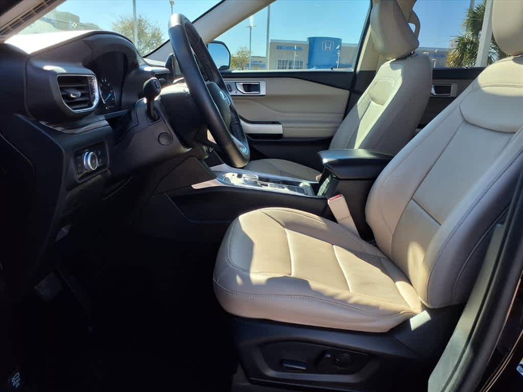 Thumbnail: 2021 Ford Explorer - 11