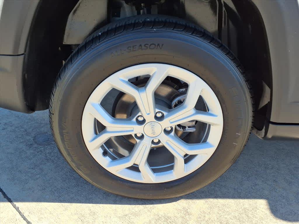 Thumbnail: 2024 Jeep Compass - 8