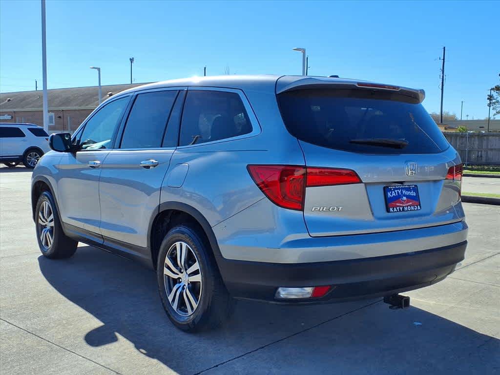 Thumbnail: 2017 Honda Pilot - 5