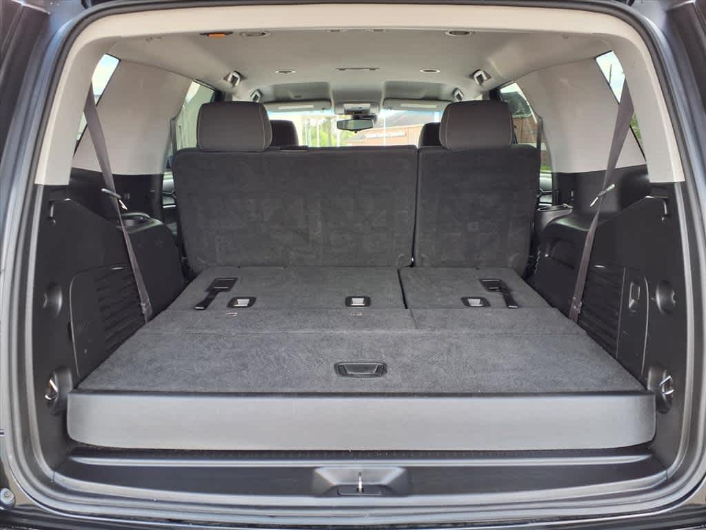 Thumbnail: 2017 Chevrolet Tahoe - 9