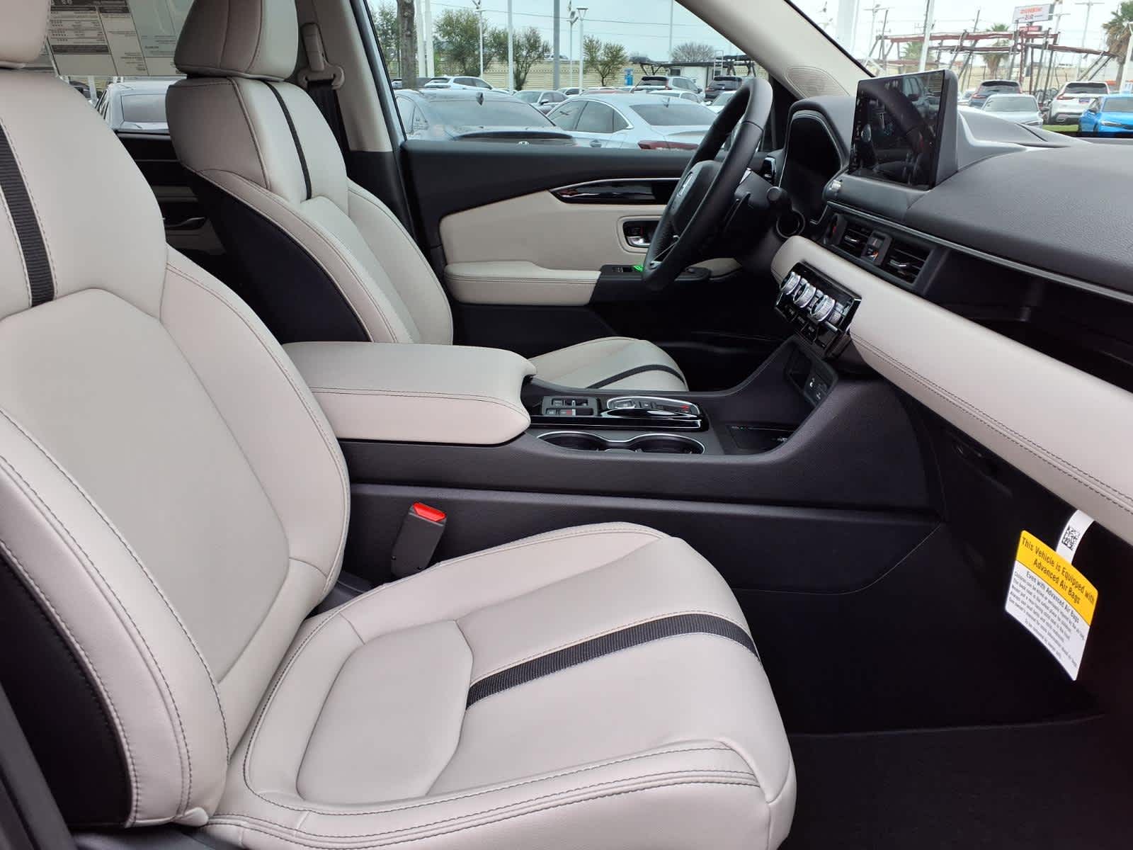 Thumbnail: 2026 Honda Pilot - 14